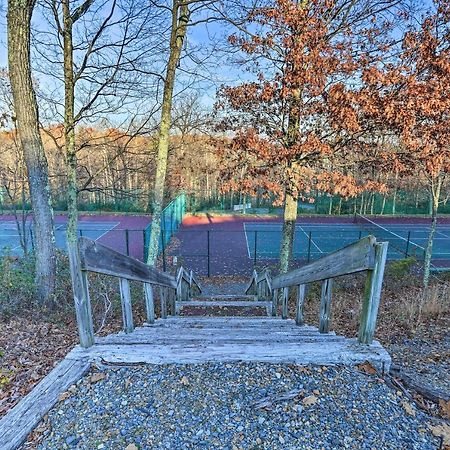 Pocono Retreat, 1 Mi To State Park And Ski Access! Tannersville Eksteriør billede